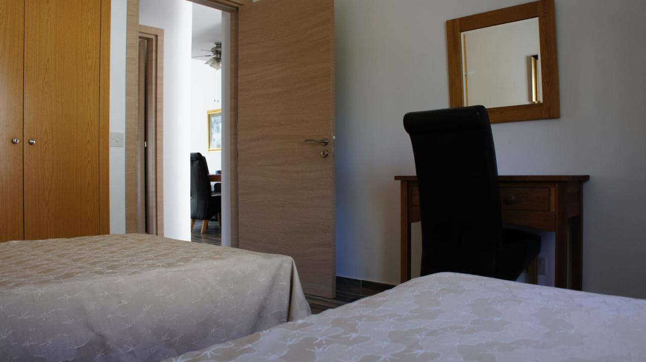 Appartement Limnaria Westpark 113 à Paphos Extérieur photo