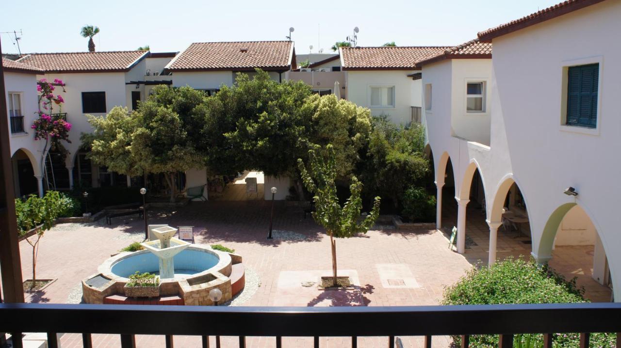 Appartement Limnaria Westpark 113 à Paphos Extérieur photo