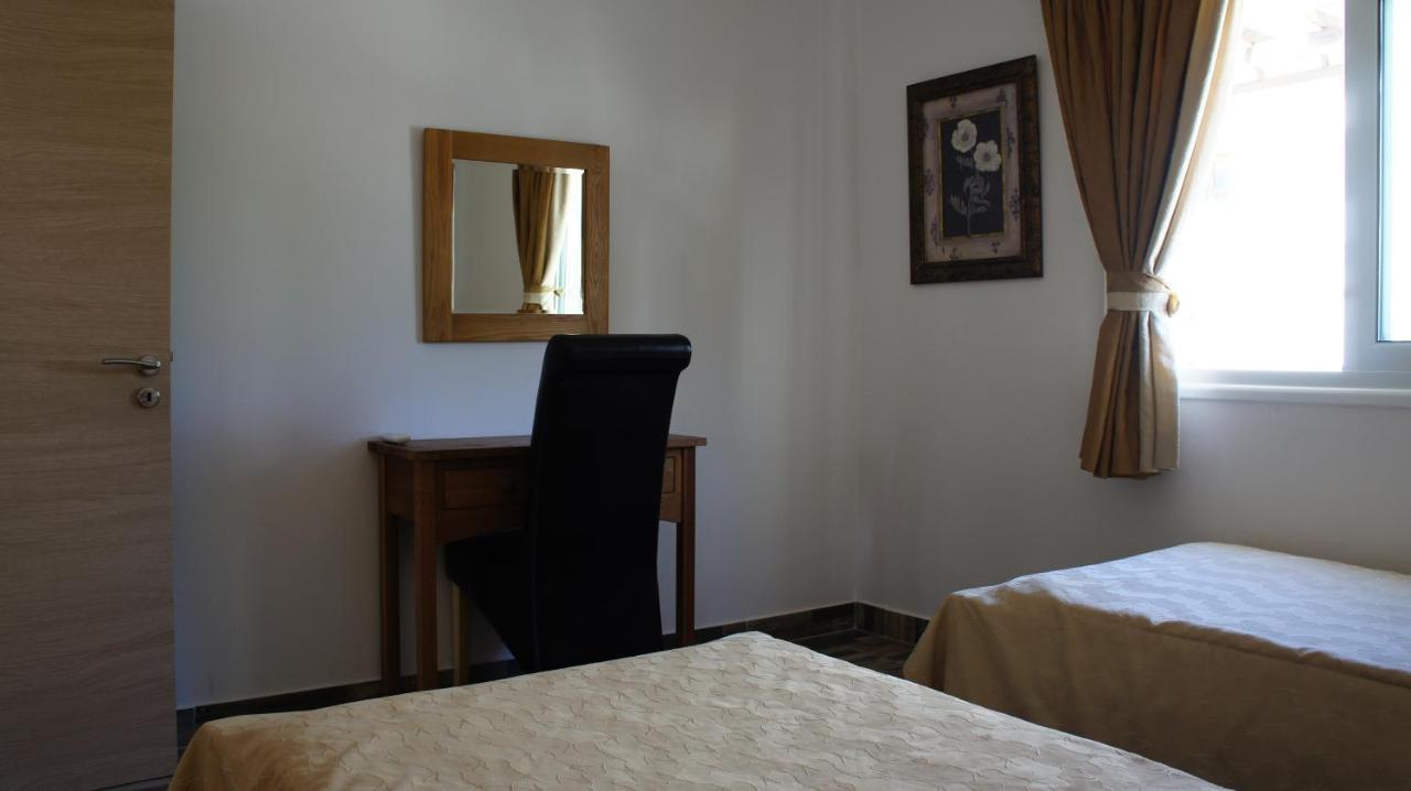Appartement Limnaria Westpark 113 à Paphos Extérieur photo